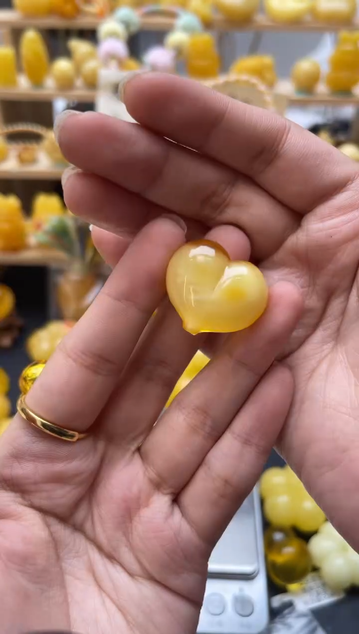 琥珀未镶嵌珠宝奇石051琥珀蜜蜡微瑕