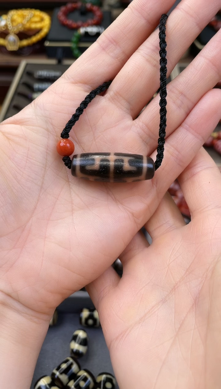 玛瑙/玉髓颈饰未镶嵌精品小卢全手红肉无界颈饰