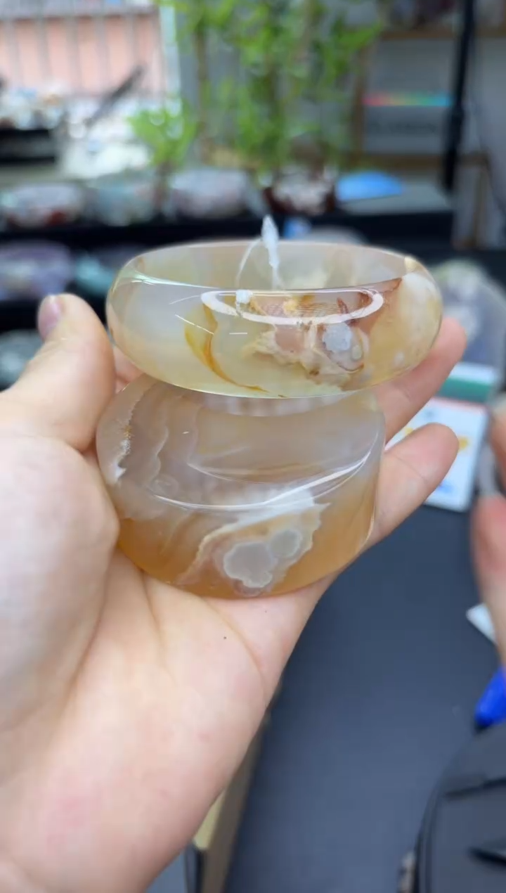 【闪购商品】石英质玉手镯未镶嵌C851(57圈赠送镯心)