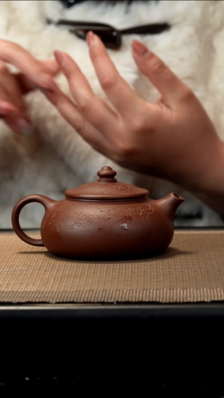 紫砂茶盏中槽清刻绘寒江180CC