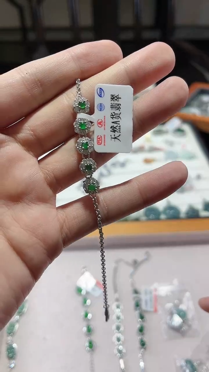 颈饰未镶嵌翡翠翡翠五颗太阳花手链