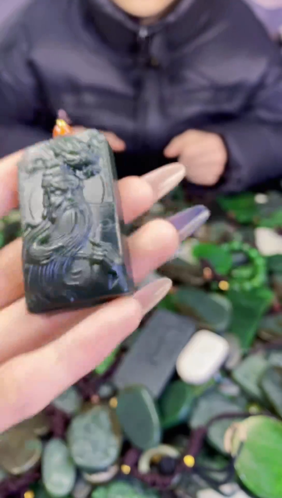 颈饰未镶嵌和田玉1