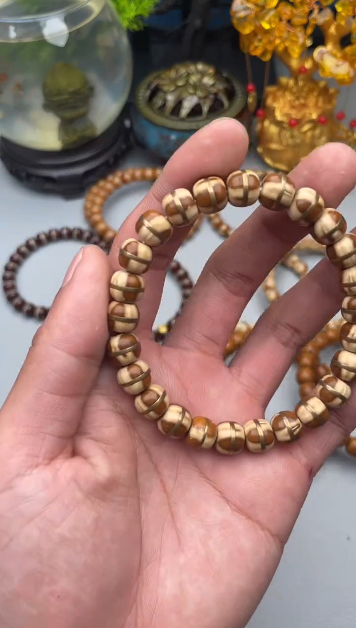 紫金鼠手串紫金鼠一线天二代花皮39