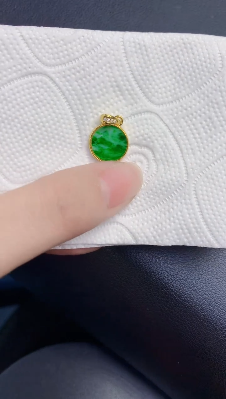 颈饰未镶嵌翡翠天然翡翠缅甸A货