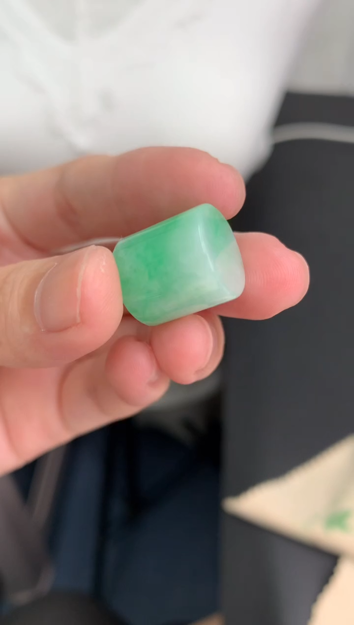 【闪购商品】定制翡翠未镶嵌模式推广期24小时鉴赏期