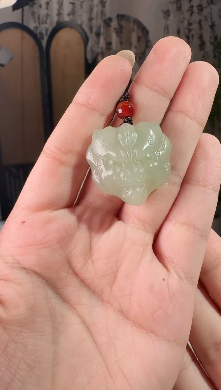 颈饰未镶嵌和田玉随型