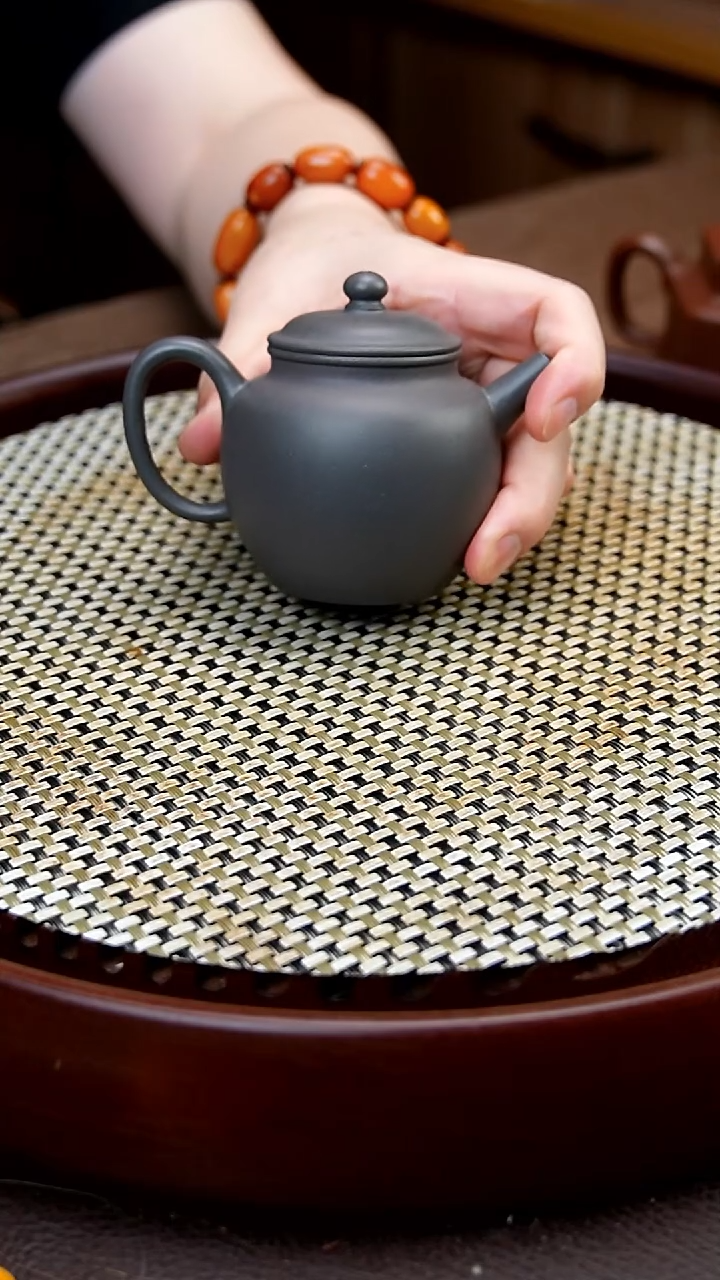 茶壶紫砂紫砂茶壶（古莲子）