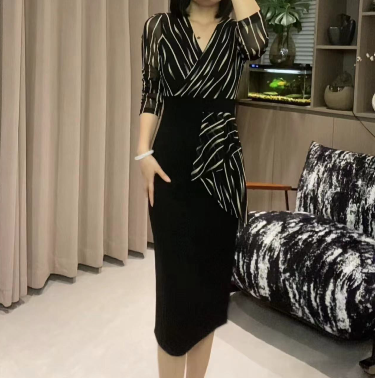 气质显瘦女人味高级感连衣裙YF587