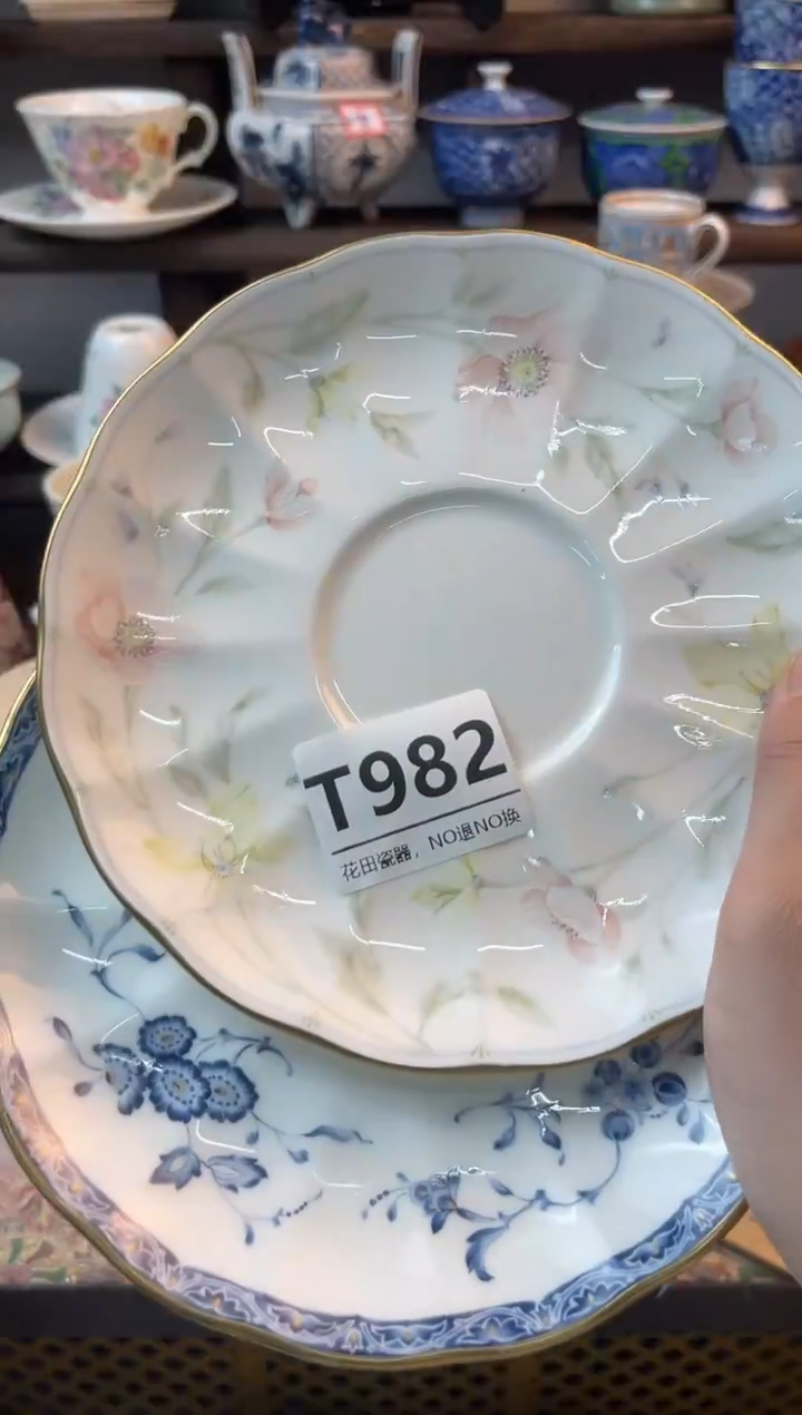 瓷片@***忙T982不退不换.感谢理解
