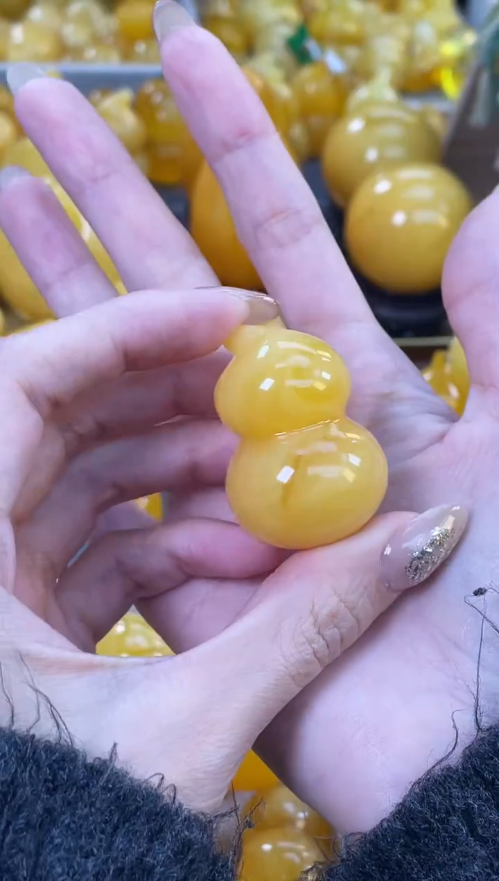 裸石琥珀未镶嵌J11