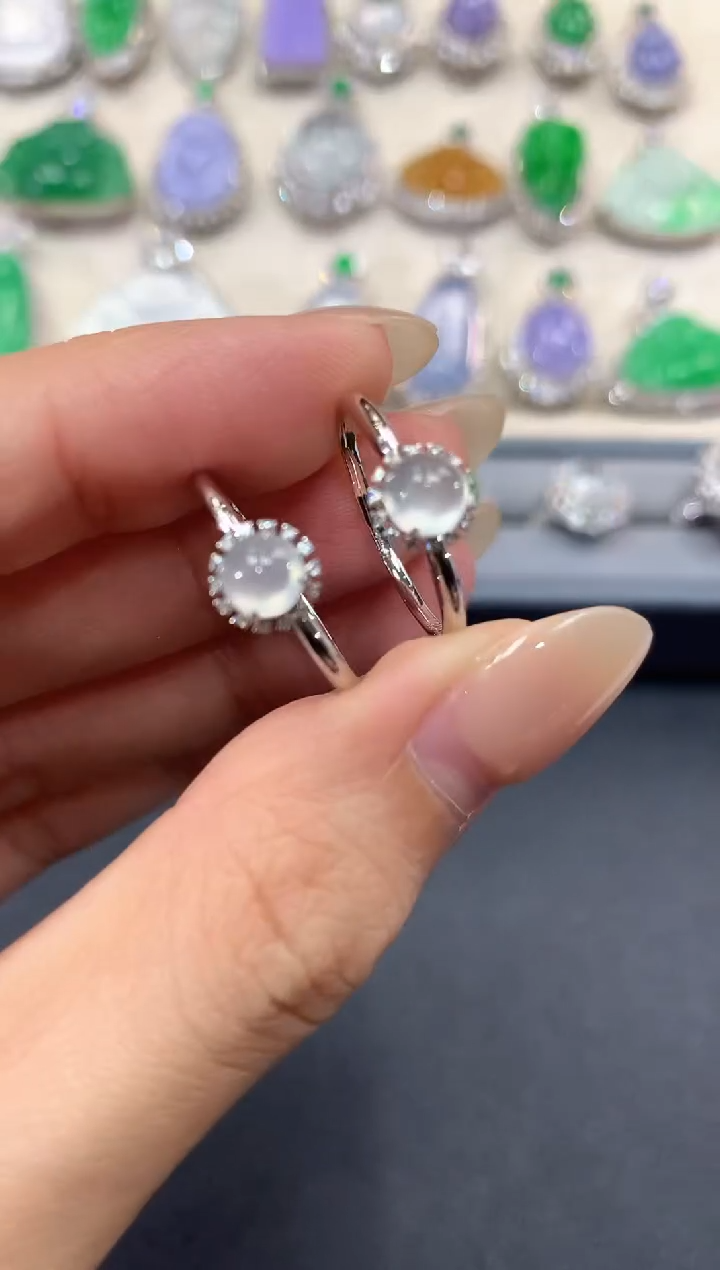 【闪购商品】翡翠戒指18K金镶嵌a17多样性一件发货