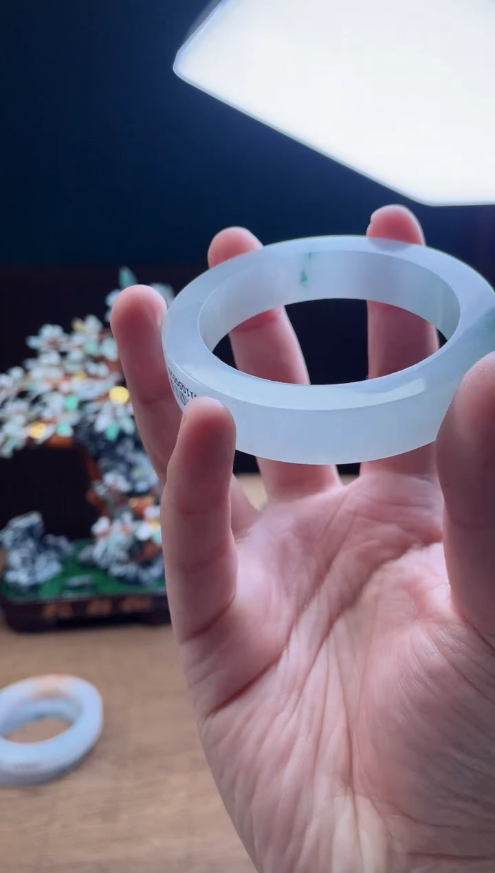 【闪购商品】定制翡翠手镯未镶嵌定制