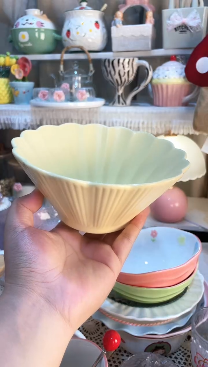 【闪购商品】瓷片黄色 质量好发货快放心拍