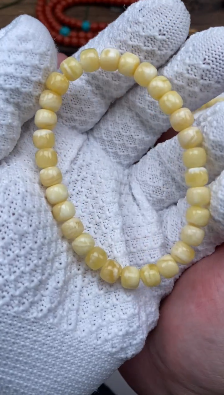 【闪购商品】蜜蜡裸石未镶嵌蜜蜡手串