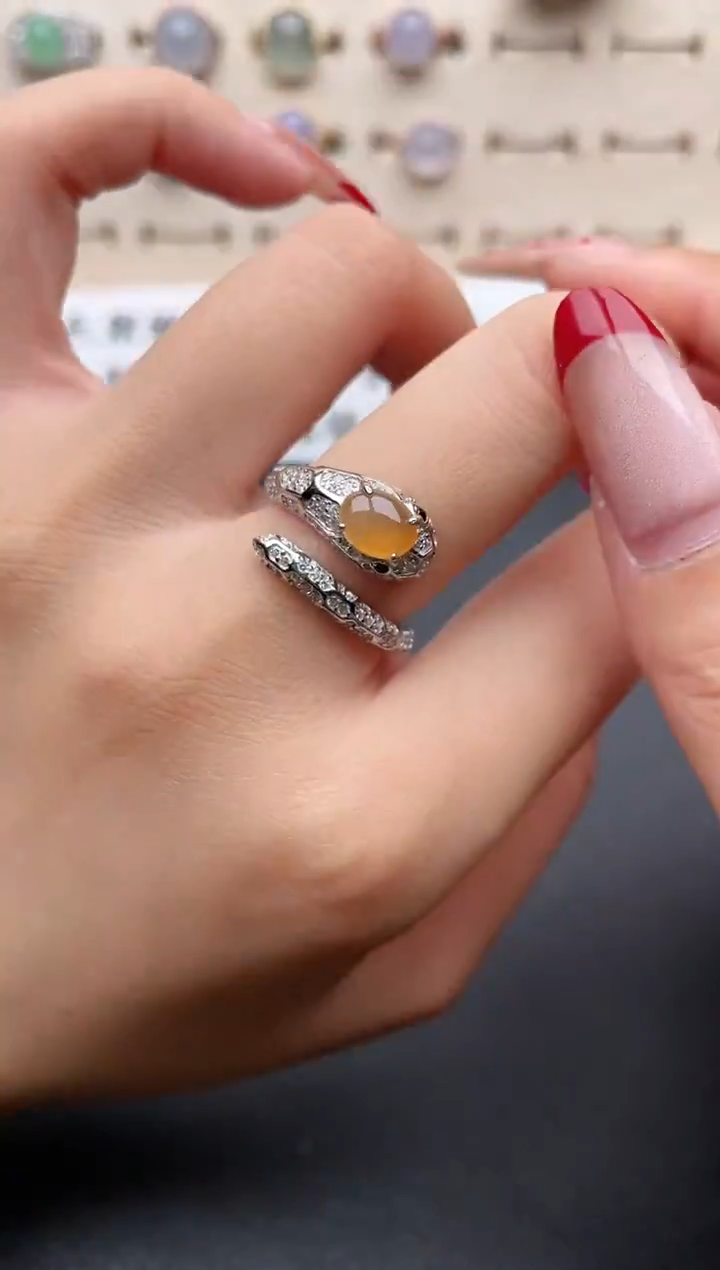 【闪购商品】翡翠戒指银S925镶嵌一物一证一礼盒