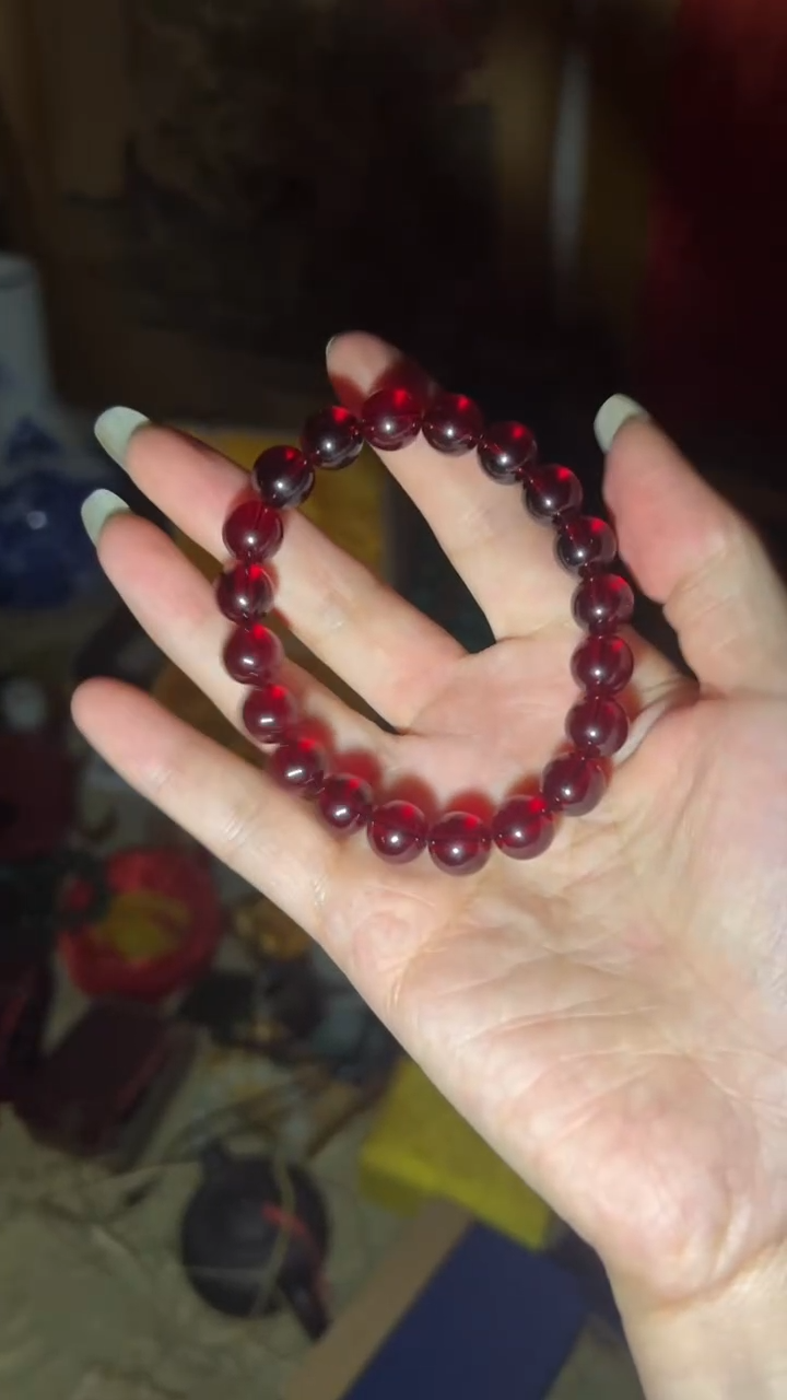 未镶嵌血珀手串闪购高端商品链接