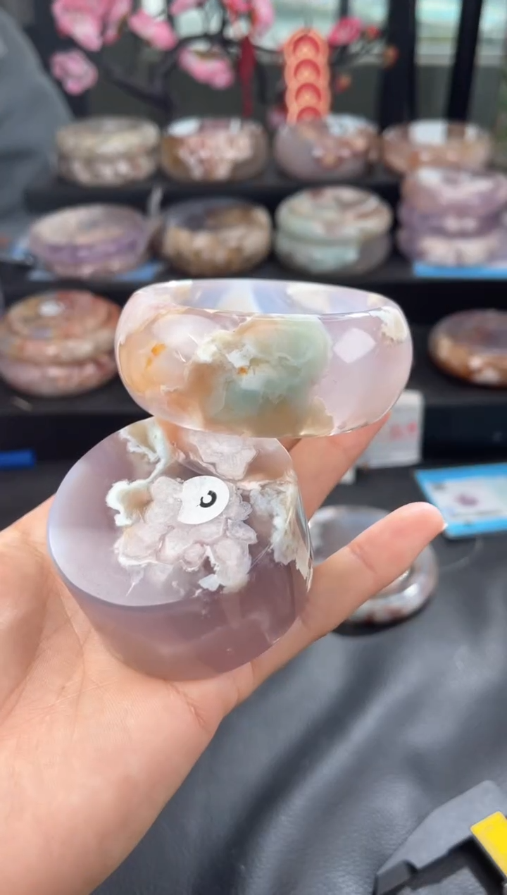 【闪购商品】石英质玉手镯未镶嵌57