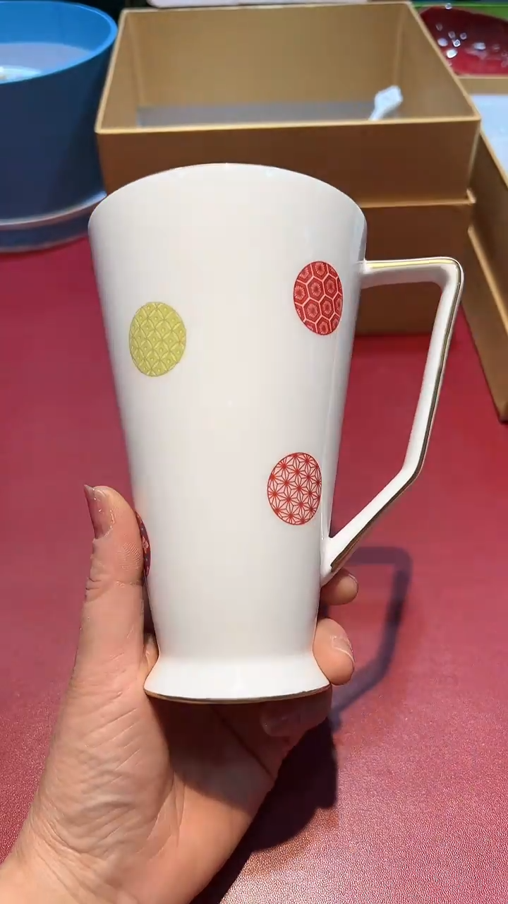 【闪购商品】瓷片锅碗瓢盆一件不剩
