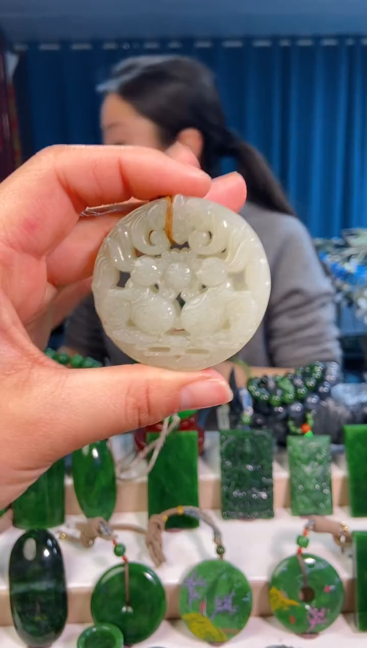 【闪购商品】和田玉挂件未镶嵌1