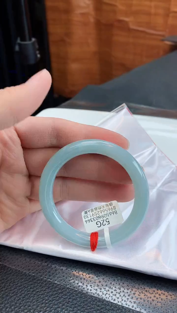 【闪购商品】翡翠手镯未镶嵌缅甸天然翡翠A货手镯