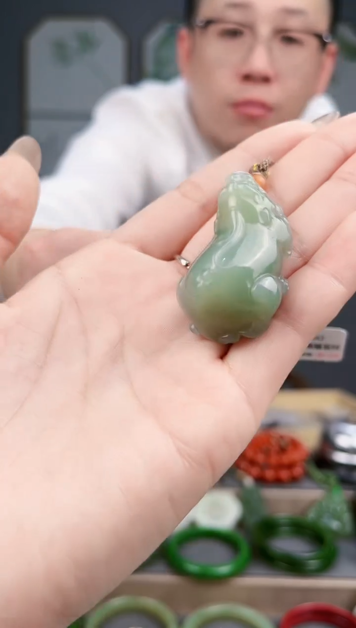 【闪购商品】和田玉颈饰未镶嵌AA多样性发货 