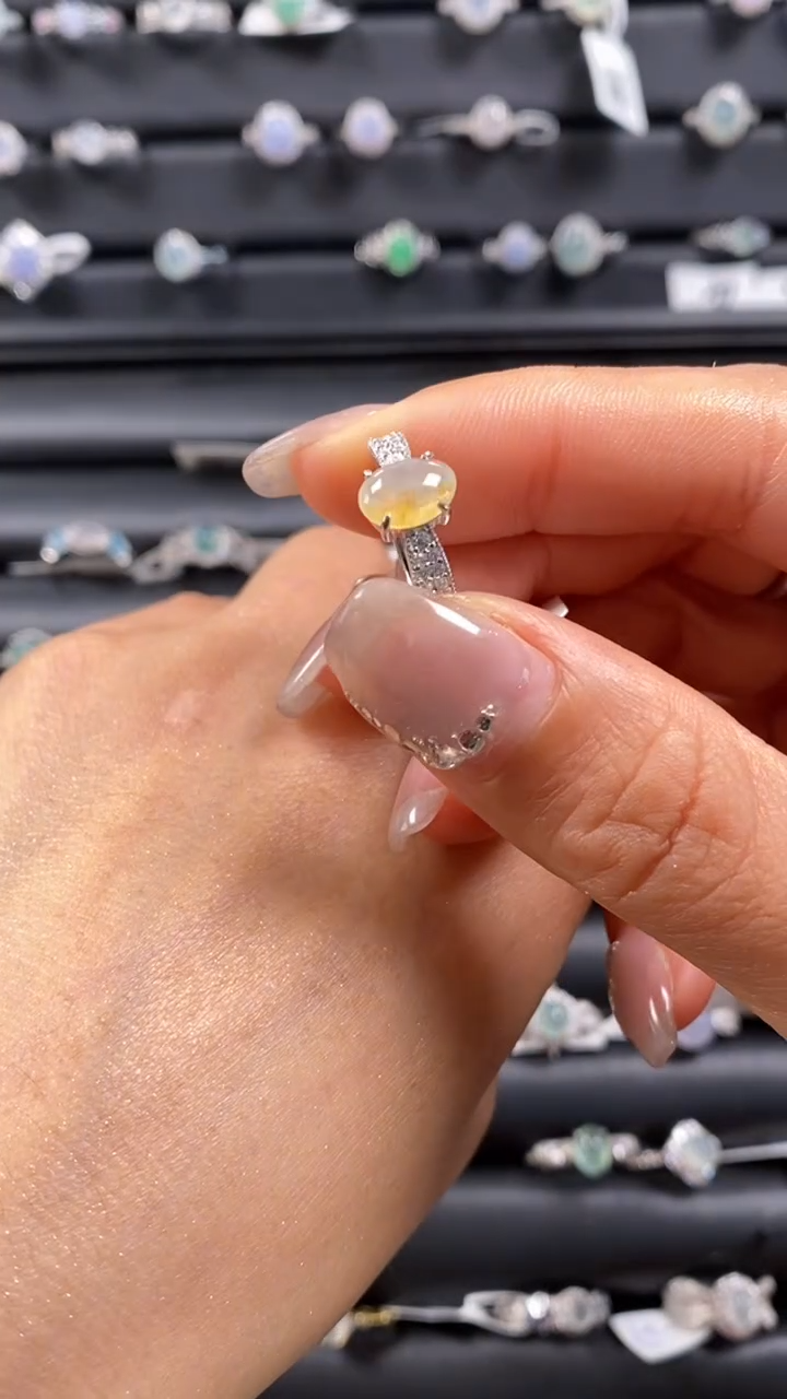 【闪购商品】翡翠戒指银S925镶嵌8069