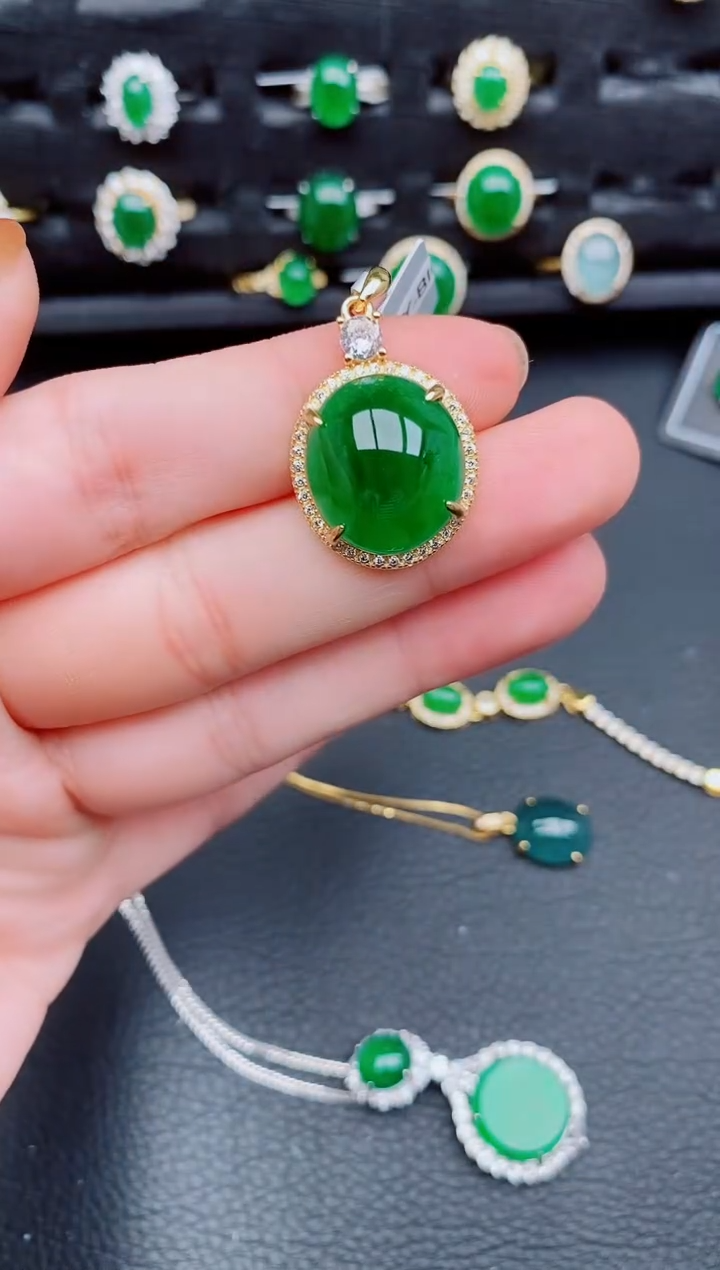 【闪购商品】翡翠颈饰银S925镶嵌天然a货翡翠433