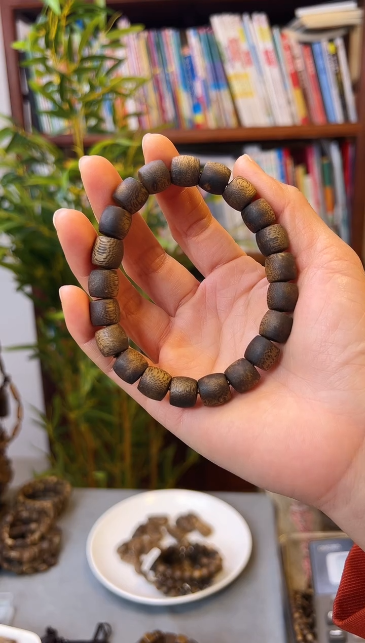 【闪购商品】沉香手串棋楠鼓珠单圈