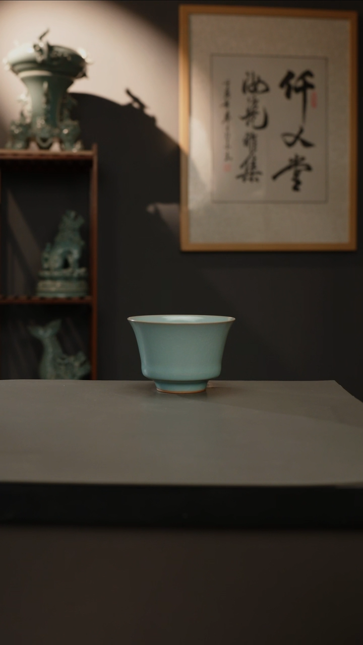 【闪购商品】杯仿古釉原矿 马蹄杯