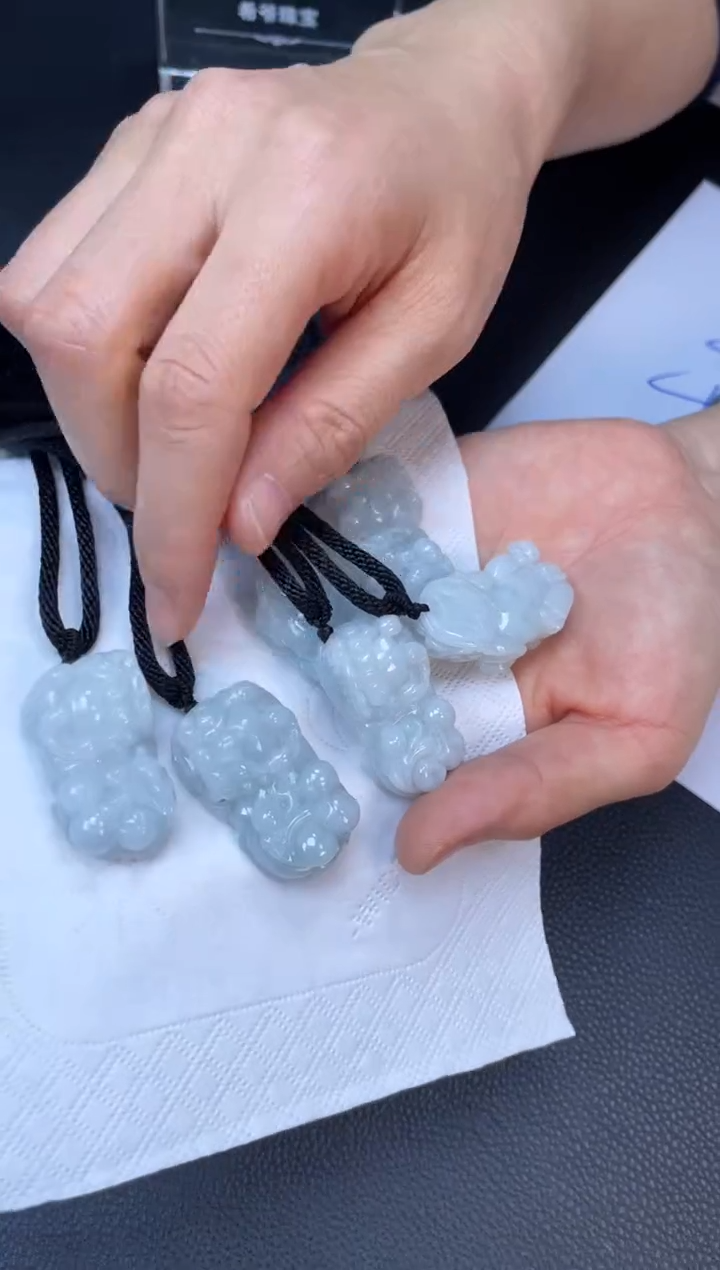 颈饰未镶嵌翡翠04貔貅多样性发一