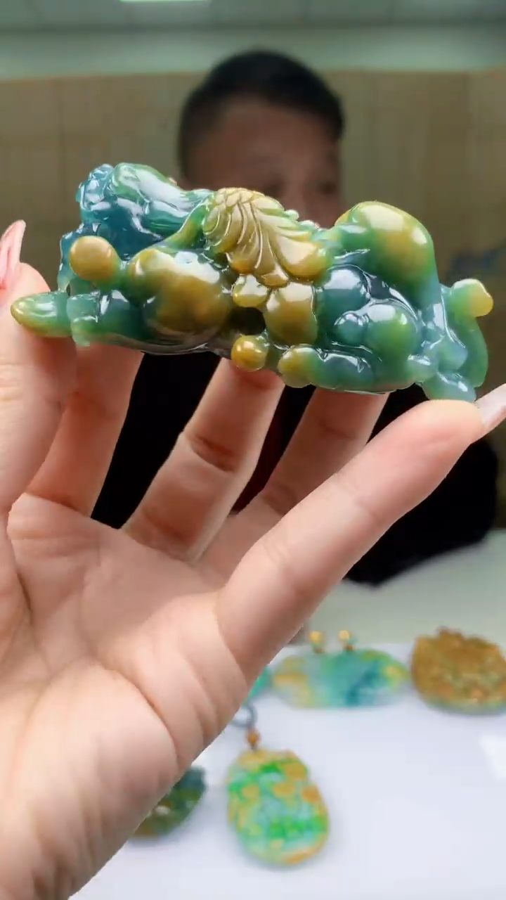 【闪购商品】定制翡翠未镶嵌4969ty-毛货挂件