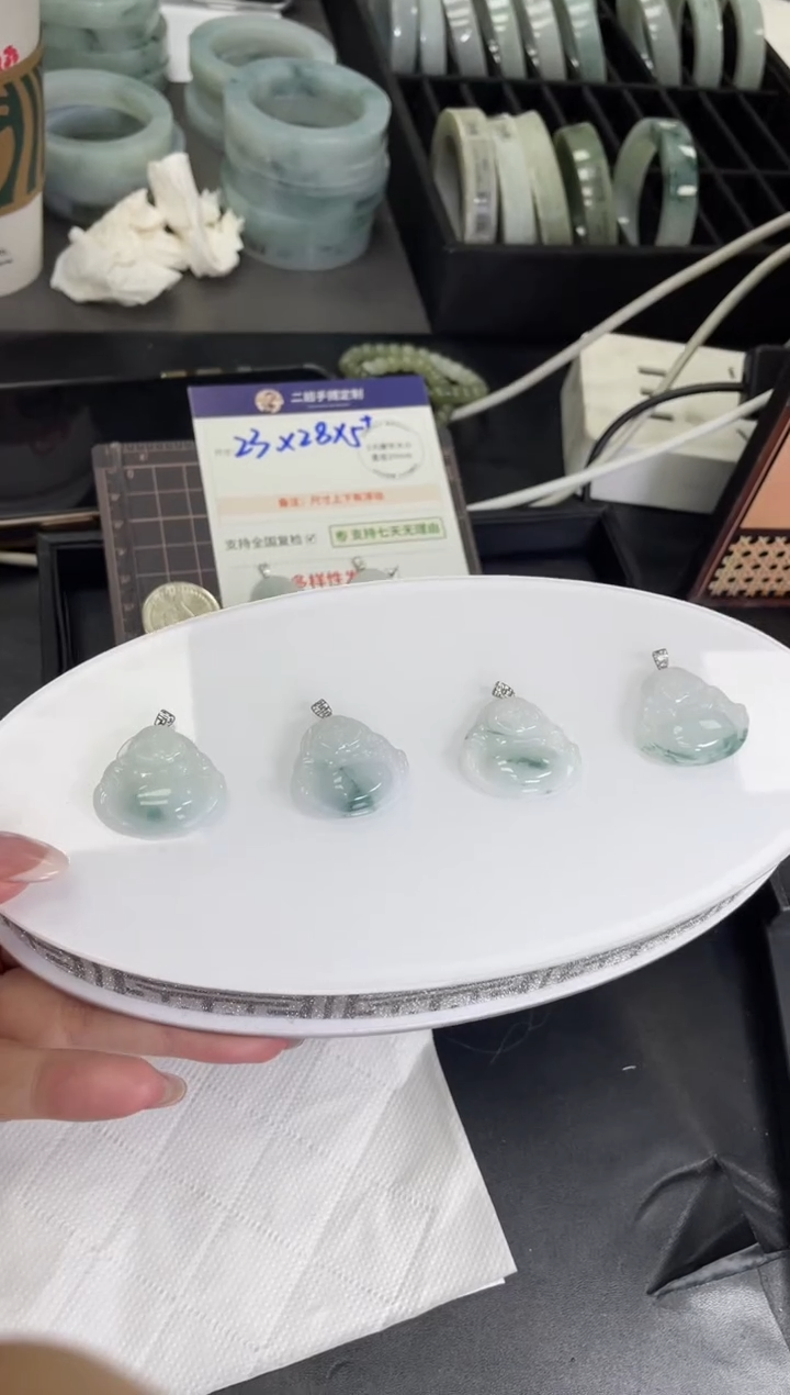 【闪购商品】翡翠挂件18K金镶嵌冰飘花佛公FL32@CP多样性发其一配绳