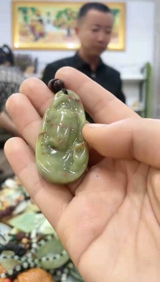 未镶嵌岫玉挂件 