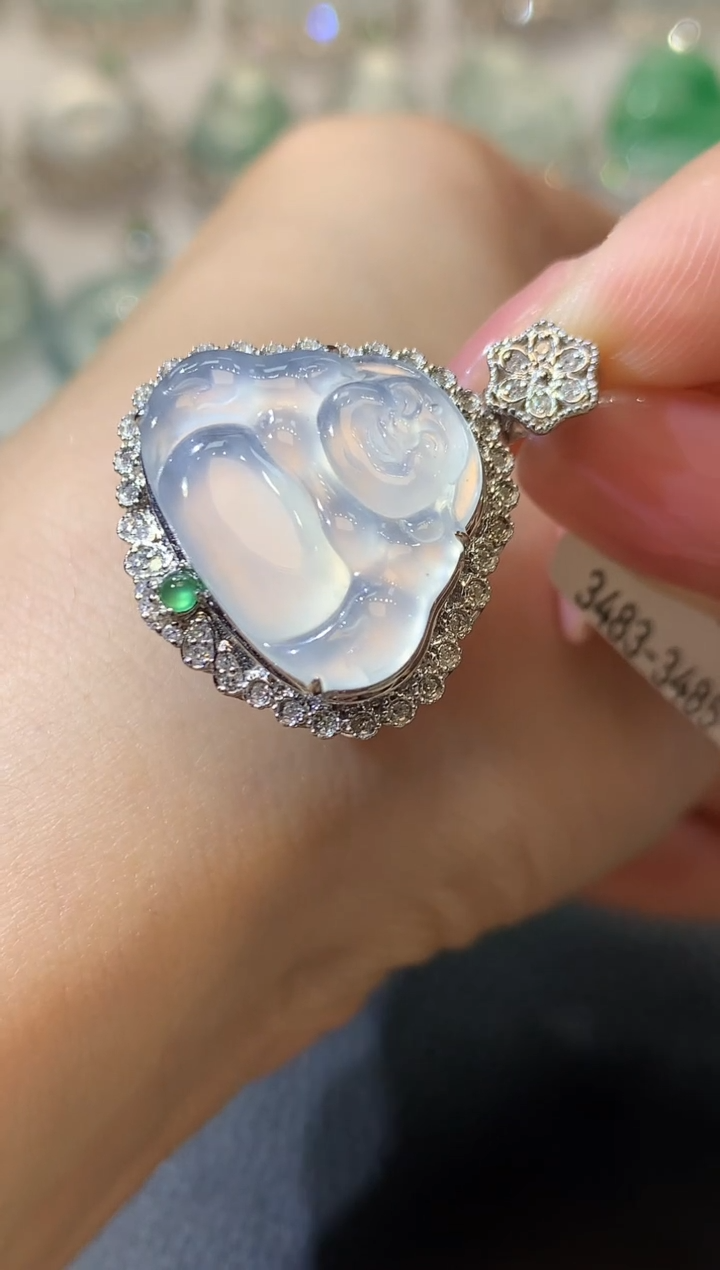 【闪购商品】翡翠吊坠(不含链)18K金镶嵌D23