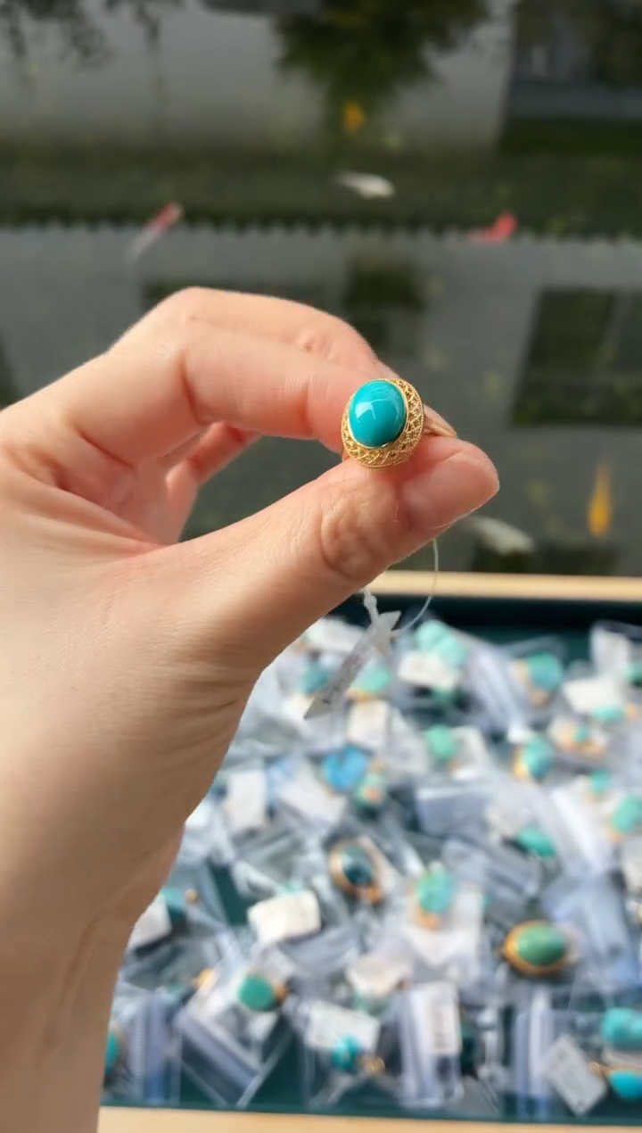 18K金镶嵌绿松石戒指1