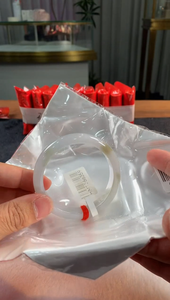 未镶嵌定制翡翠5073毛货不退不换 55-56圈