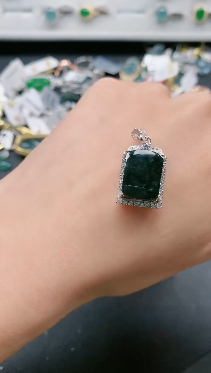 【闪购商品】翡翠戒指银S925镶嵌11111