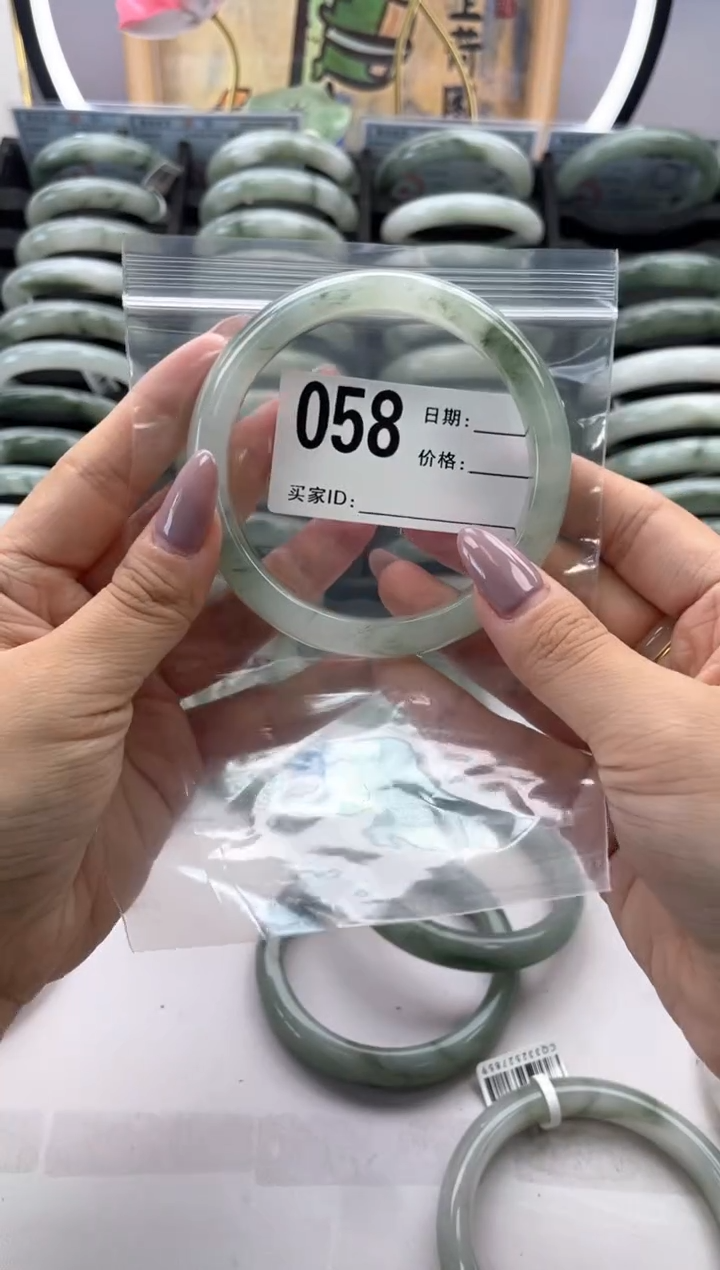 石英质玉手镯未镶嵌058