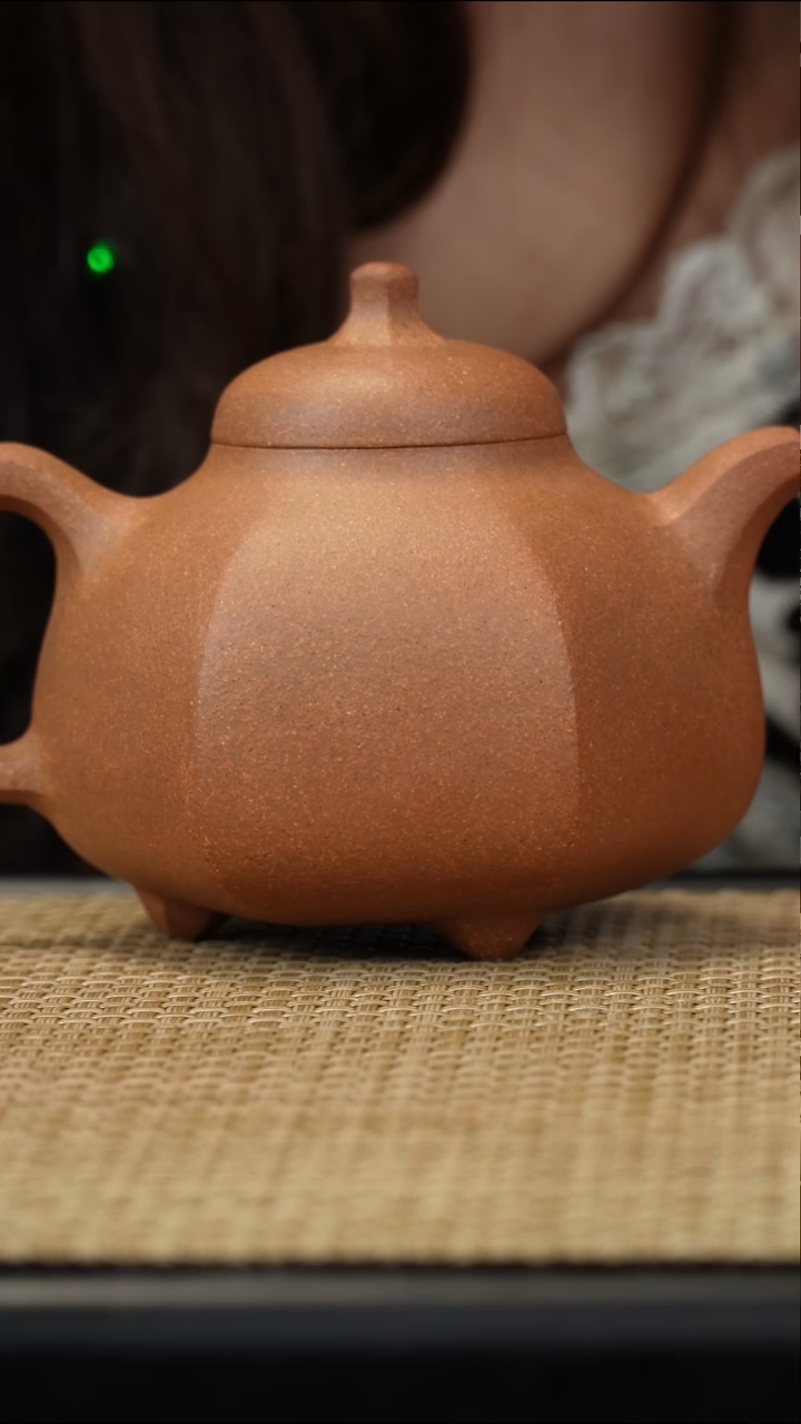 紫砂茶壶段泥三足乳鼎300cc