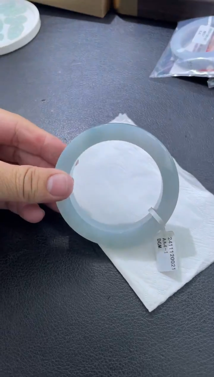 未镶嵌手镯定制翡翠?****?手镯DDJ发一件