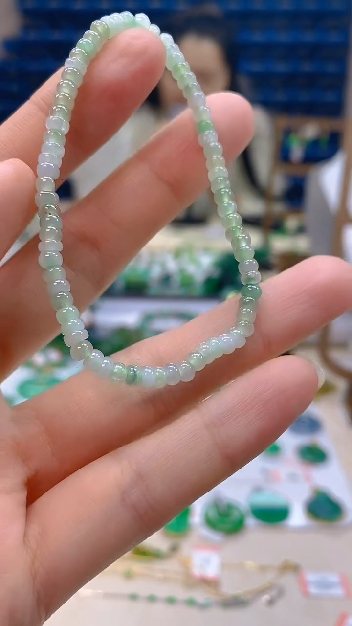 颈饰未镶嵌翡翠新号开播 全场乱卖