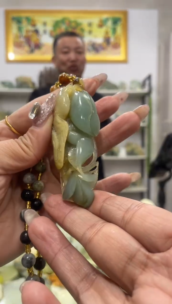 【闪购商品】岫玉吊坠未镶嵌            