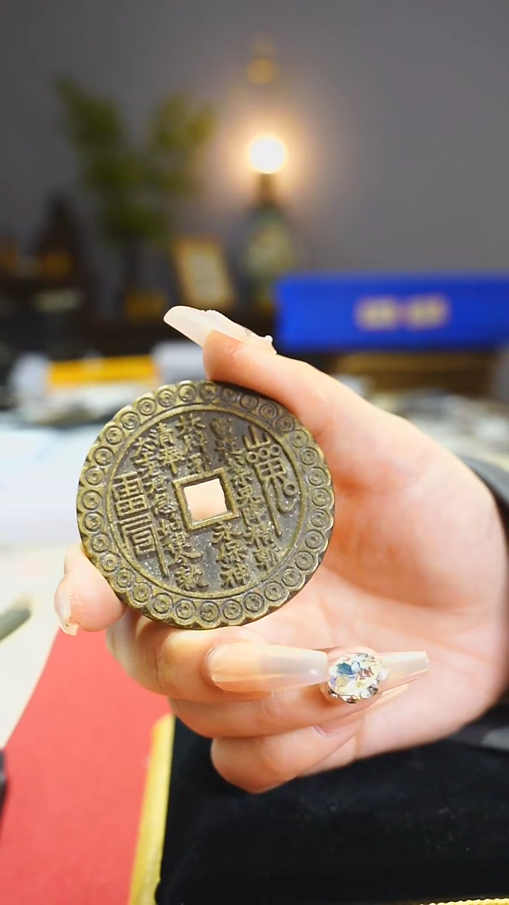 【闪购商品】铜金钱纹方孔山花5cm/0218