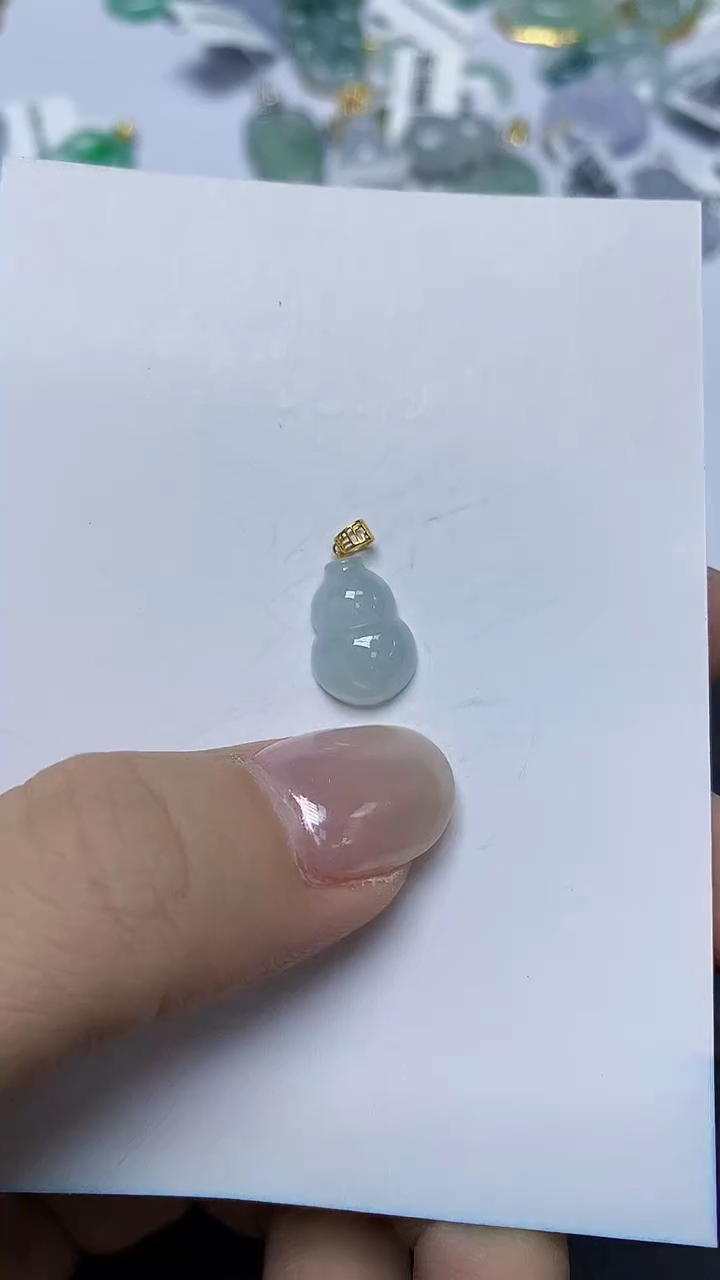 翡翠18K金镶嵌颈饰天然缅甸翡翠A货