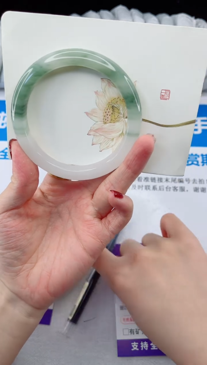 【闪购商品】石英质玉手镯合金76-60.3