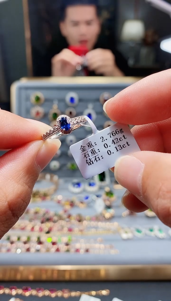 【闪购商品】蓝宝石戒指铂Pt950镶嵌0.42.