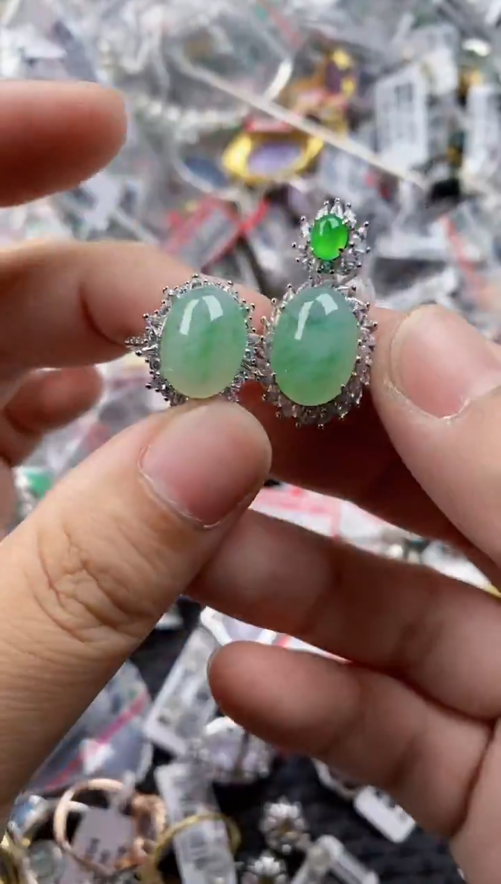 翡翠戒指银S925镶嵌3333      6