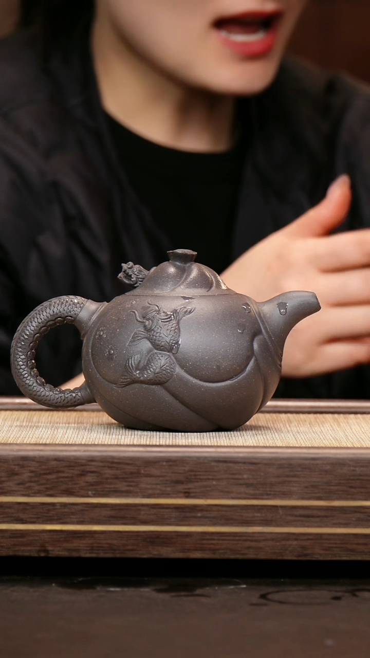 茶壶紫砂天青泥 鱼化龙