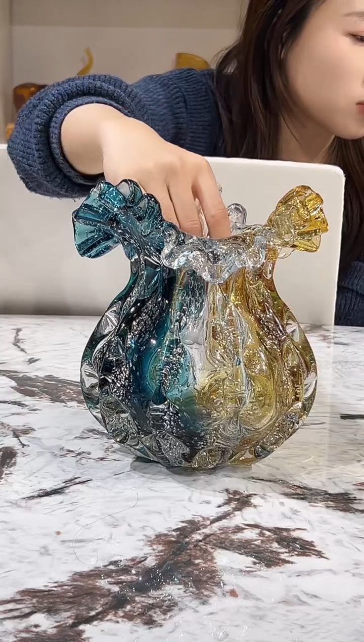 拼色钱袋琉璃花瓶