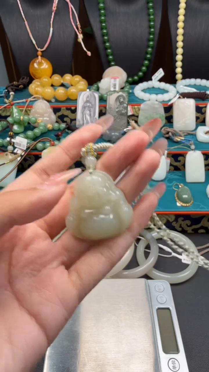 和田玉未镶嵌颈饰b034吊坠多样性发其一